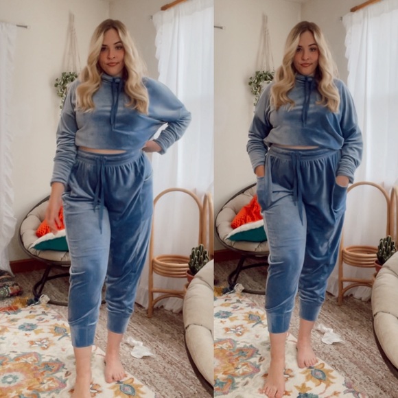 aerie Other - NEW Aerie velour sweatshirt & jogger set